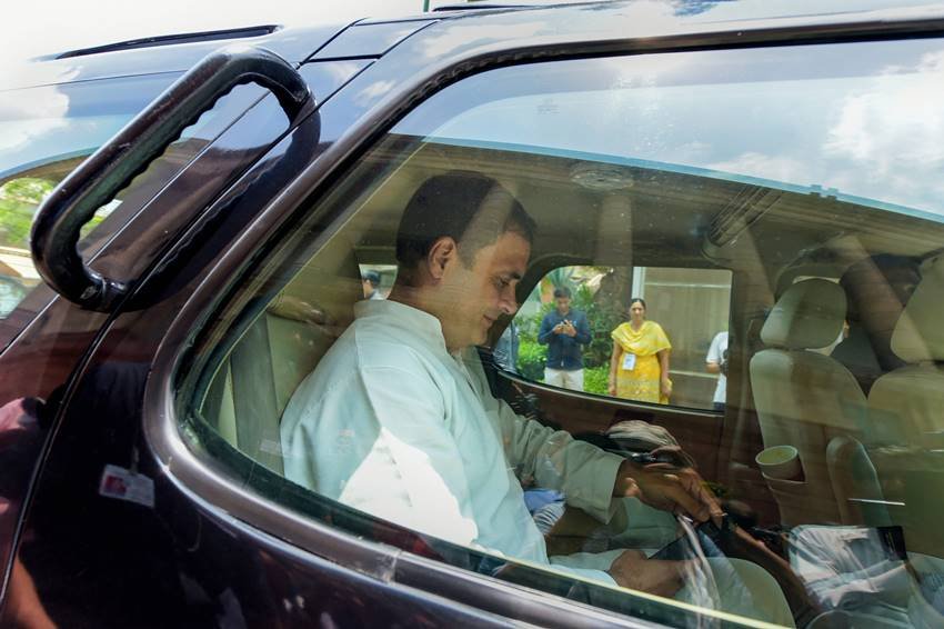rahul gandhi hugs pm modi, rahul gandhi hugs pm, Lok Sabha Live, lok sabha live youtube, rajya sabha live, rajya sabha lok sabha tv live, loksabha live news, parliament live, lok sabha live video, rajya sabha live, lok sabha latest news, No Confidence Motion against Modi Govt, Prime Minister Narendra Modi, BJP, NDA, Congress, Opposition parties, Rahul Gandhi, Telugu Desam Party, Trinamool Congress, no trust motion, lok sabha live, narendra modi, no confidence