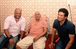 guru purnima, guru purnima 2018, guru purnima images, guru purnima quotes, guru purnima messages, happy guru purnima, happy guru purnima 2018, happy guru purnima images, happy guru purnima images, guru purnima speech, guru purnima speech in hindi, indian former cricketer Sachin Tendulkar post pics with guru ramakant Achrekar, ramakant Achrekar, Sachin Tendulkar, Sachin Tendulkar record, indian former cricketer Sachin Tendulkar, cricket news