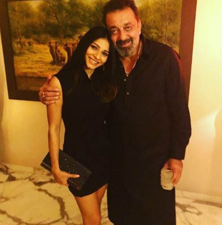 Sanjay Dutt, sanju, Sanjay Dutt birthday, Sanjay Dutt birthday party inside photos, Sanjay Dutt age, Sanjay Dutt birthday party, R. Madhavan, Amrita Arora, Maanayata Dutt, Trishala Dutt, Tanishaa Mukerji, Sanjay Dutt news, Sanjay Dutt family, Sanjay Dutt films
