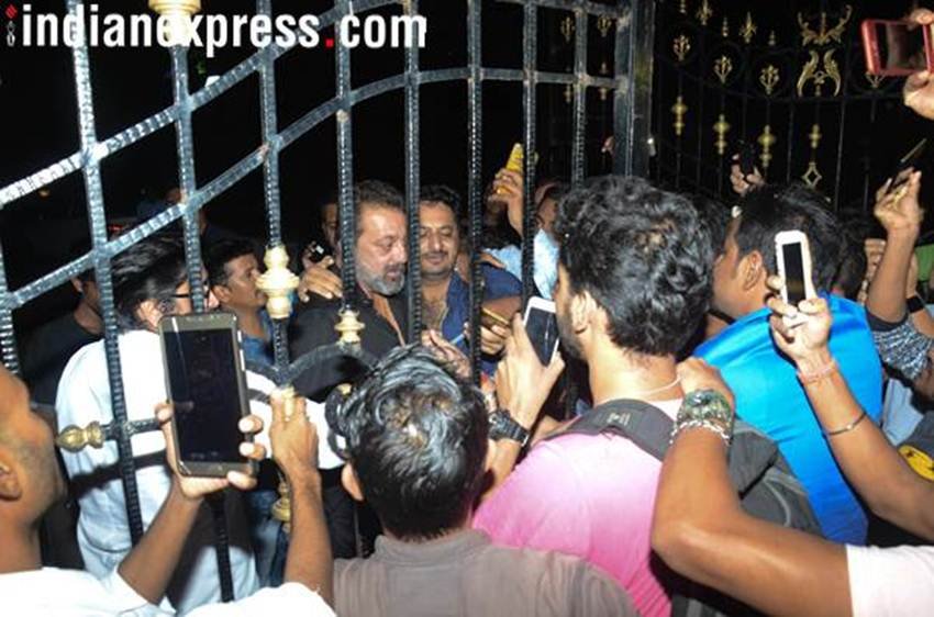 Sanjay Dutt, sanju, Sanjay Dutt birthday, Sanjay Dutt birthday party inside photos, Sanjay Dutt age, Sanjay Dutt birthday party, R. Madhavan, Amrita Arora, Maanayata Dutt, Trishala Dutt, Tanishaa Mukerji, Sanjay Dutt news, Sanjay Dutt family, Sanjay Dutt films