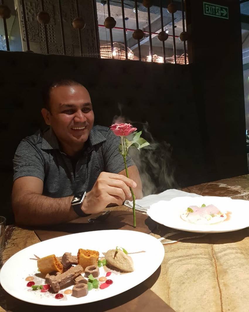 virendra sehwag, virendra sehwag funny pics, virendra sehwag photos, virendra sehwag latest photos, virendra sehwag jansatta, virendra sehwag photo gallery
