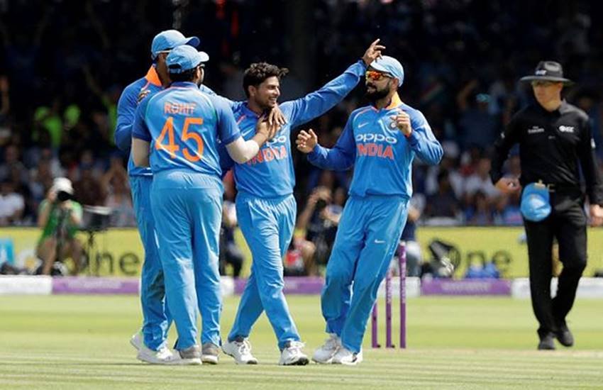 मैच के दौरान भारतीय खिलाड़ी। (फोटो सोर्स- पीटीआई)