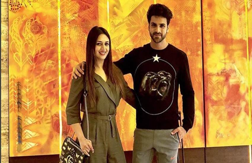 Qayamat Ki Raat actor Vivek Dahiya, Divyanka Tripathi, Divyanka Tripathi Vivek Dahiya, Divyanka Tripathi Vivek Dahiya vacation photos, Divyanka Tripathi Vivek Dahiya romantic photos
