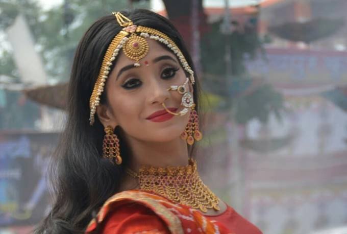 Yeh Rishta Kya Kehlata Hai, Yeh Rishta Kya Kehlata Hai actress Shivangi, Yeh Rishta Kya Kehlata Hai, shivangi Joshi in Yeh Rishta Kya Kehlata Hai, shivangi looking pretty as radha, Mohsin Khan looking in krishna avtaar with bansuri, Karthik and Naira, Yeh Rishta Kya Kehlata Hai, entertainment news, bollywood news, television news, entertainment news