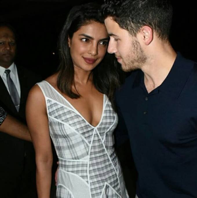 Priyanka Chopra Engaged, priyanka chopra nick jonas, priyanka chopra roka, priyanka chopra engagement, priyanka chopra engagement photos, priyanka chopra engagement video, priyanka chopra nick jonas sagai, priyanka chopra nick jonas engagement, priyanka chopra nick jonas wedding, priyanka chopra ki shadi, priyanka chopra ki sagai