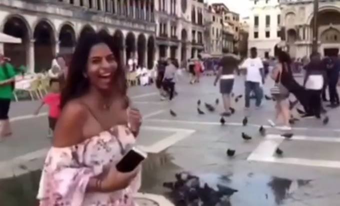 photos of shahrukh khan daughter, shahrukh khan daughter suhana, shahrukh khan daughter, suhana khan in Italy, suhana khan in vacations, shuhana khan with bestie, fun time pictures of suhana khan, happy girl suhana khan, television news, entertainment news,entertainment news, bollywood news, television news, entertainment news,bollywood news, television news, entertainment news,entertainment news, bollywood news, television news, entertainment news