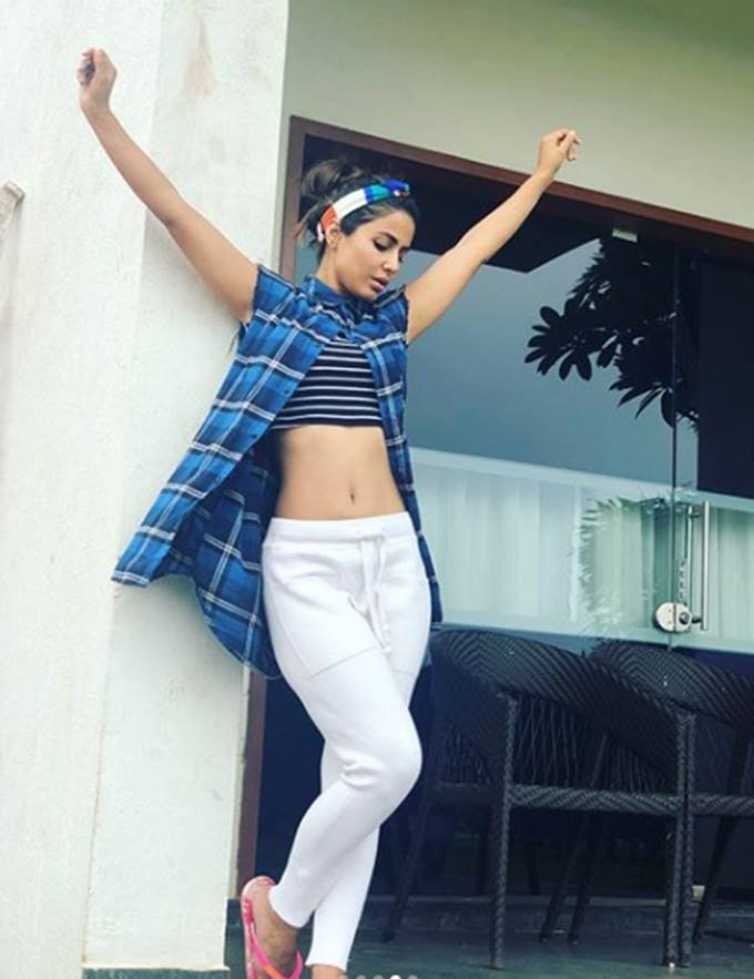 HINA KHAN, Hina Khan WORE BOYFRIEND RO T SHIRT, hina khan boyfriend, YE RISHTA KYA KAHLATA HAI FAME ACTRESS hina khan, hina khan SAYS TO GIRLSpower, bollywood actress Jacqueline Fernandez, race 3 actess Jacqueline Fernandez, somu ke titu ki sweety actor kartik, bollywood news, entartainment news, bollywood news, entartainment news, bollywood news, entartainment news, bollywood news