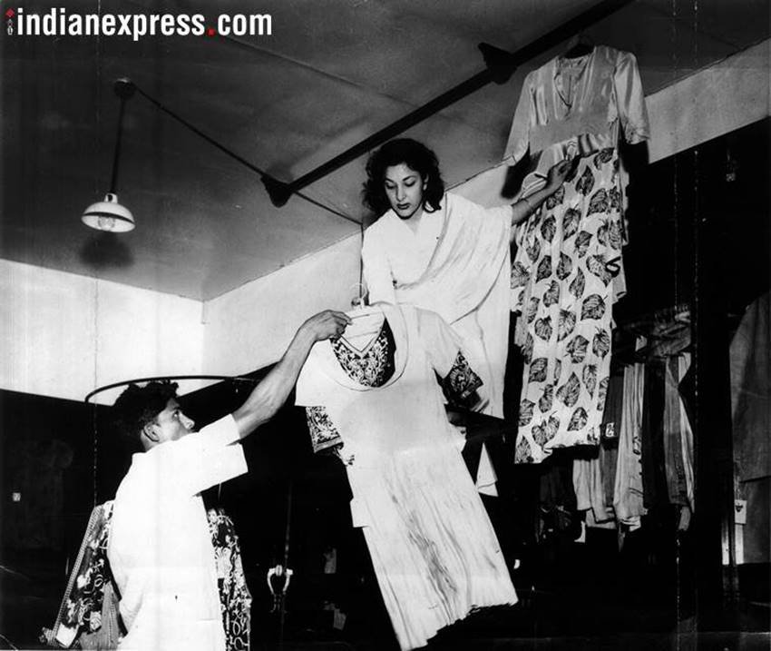 आरके स्टूडियो के कॉस्ट्यूम डिपार्टमेंट में नरगिस