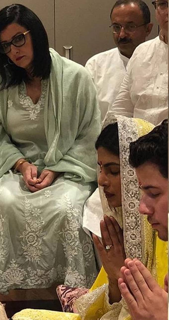 Priyanka Chopra Engaged, priyanka chopra nick jonas, priyanka chopra roka, priyanka chopra engagement, priyanka chopra engagement photos, priyanka chopra engagement video, priyanka chopra nick jonas sagai, priyanka chopra nick jonas engagement, priyanka chopra nick jonas wedding, priyanka chopra ki shadi, priyanka chopra ki sagai