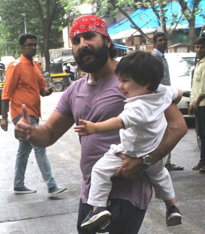 photos of taimur ali khan, taimur ali khan pictures, saif ali khan with son taimur, taimur flaged tricolour, taimur fun with joyfull smile, entertainment news, bollywood news, television news, entertainment news, bollywood news, television news, entertainment news, bollywood news, television news