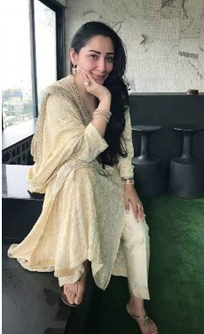 eid-2018, SANJAY DUTT with his family, sajay dutt wife maanyata dutt, sanjay dutt house inside pictures, pictures of eid from sanju house, entertainment news, bollywood news, television news, entertainment news, bollywood news, television news