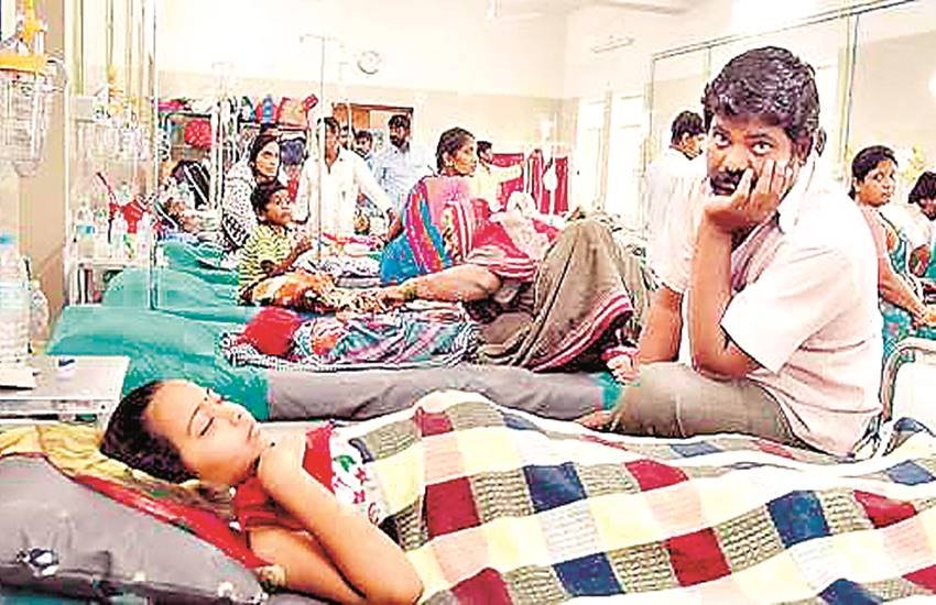 एक तरफ जहां केंद्र सरकार 15 अगस्त से ‘आयुष्मान भारत’ योजना को शुरू करने की तैयारी में है, वहीं दिल्ली और एक अन्य राज्य सरकार में इस योजना को लेकर अभी तक सहमति नहीं बन पाई है। एक तरफ जहां केंद्र सरकार 15 अगस्त से ‘आयुष्मान भारत’ योजना को शुरू करने की तैयारी में है, वहीं दिल्ली और एक अन्य राज्य सरकार में इस योजना को लेकर अभी तक सहमति नहीं बन पाई है।