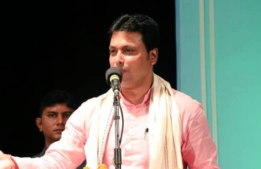 त्रिपुरा के मुख्यमंत्री बिप्लब देव। (फोटोः फेसबुक)