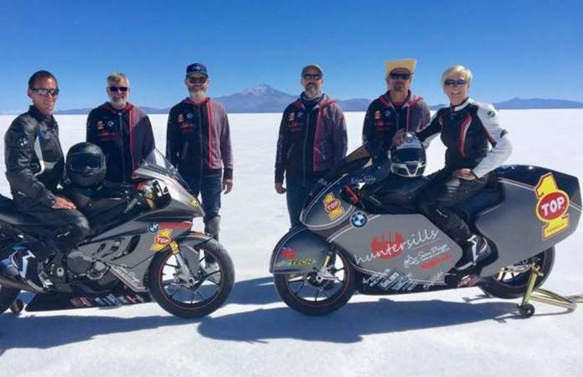 यह रिकॉर्ड 4 सिलेंडर बाइक में बिना किसी मॉडिफिकेशन के तोड़ा गया है। (Photo: Facebook/Hunter Sills Racing) यह रिकॉर्ड 4 सिलेंडर बाइक में बिना किसी मॉडिफिकेशन के तोड़ा गया है। (Photo: Facebook/Hunter Sills Racing)