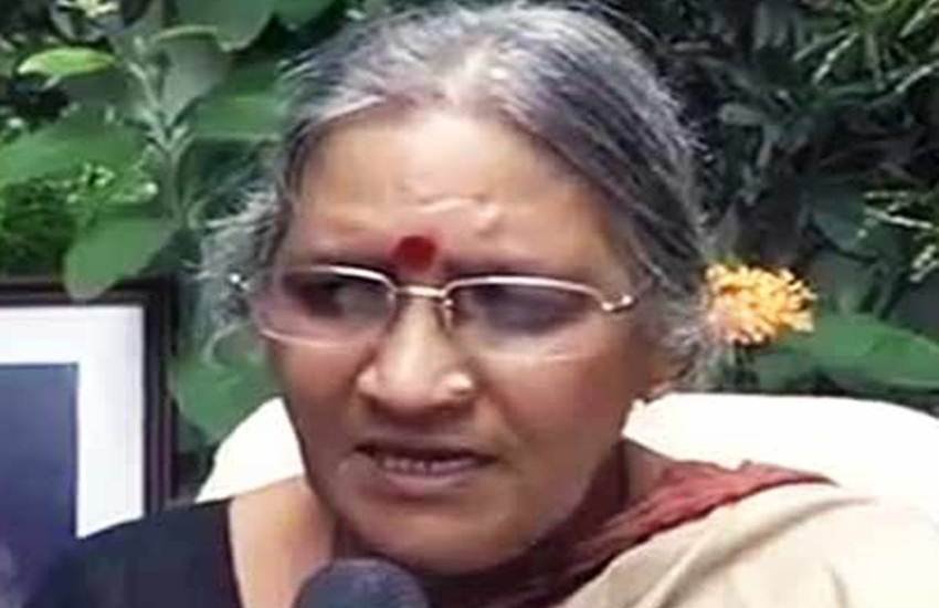 पूर्व पीएम अटल की रिश्तेदार करुणा शुक्ला। (फोटोः ANI) पूर्व पीएम अटल की रिश्तेदार करुणा शुक्ला। (फोटोः ANI)