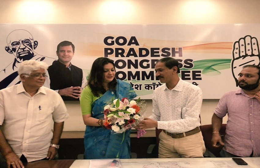 कांग्रेस प्रवक्ता प्रियंका चतुर्वेदी ने राफेल डील को लेकर बोला हमला (Photo: Twitter@priyankac19)