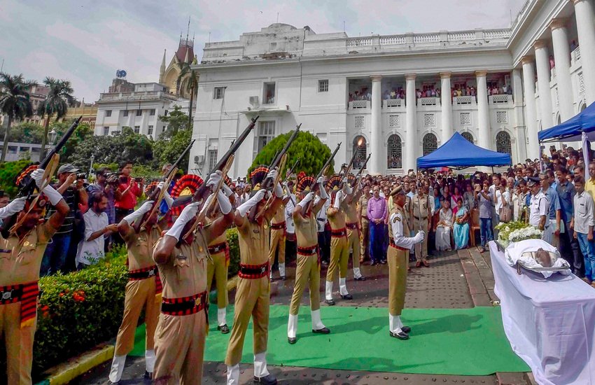 लोकसभा के पूर्व स्पीकर सोमनाथ चटर्जी। (EXPRESS PHOTO BY PREM NATH PANDEY --22 JULY 08)