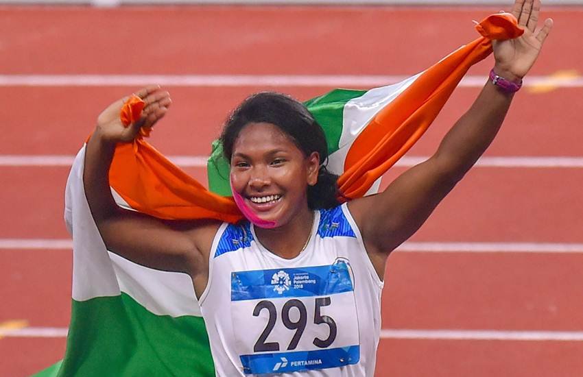 asian games, asian games 2018, swapna barman, heptathlon event, gold medal, father, rickshaw puller, tea picker, mother, maid, poverty, shoes, broad legs, training, help, rahul dravid, asian games medal tally, asian games standings, asian games medal tally, medal tally india, asian games live, एशियाई गेम्स २०१८, asian games medal table, asian games live, asian games live streaming, asian games live score, live asian games, sony ten 1, sony ten 2, sony liv, asian games live score, asian games live score streaming