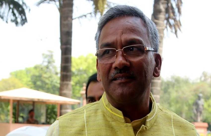 अपनी सरकार के कैबिनेट मंत्री के इस मामले में कूदने पर मुख्यमंत्री को दबाव में आकर मंगलौर के निर्माणाधीन बूचड़खाने की अनुमति को निरस्त करना पड़ा।