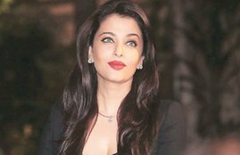 video of Aishwarya rai, aishwarya rai bachchan, actress aishwarya, aishwarya rai and Shah Rukh Khan movies, veer zara movie, yash raj banner film veer zara, aishwarya rai bachchan, entertainment news, bollywood news, television news