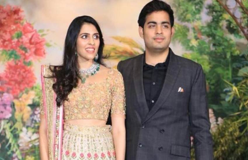 akash ambani, shloka mehta, who is shloka mehta, russel mehta, akash shloka, aksha shloka p[roposed, akash ambani age, akash ambani net worth, akash ambani shloka mehta engagement, ambani, mukesh ambnai, nita ambani, anand piramal, isha ambani, isha ambani instagram