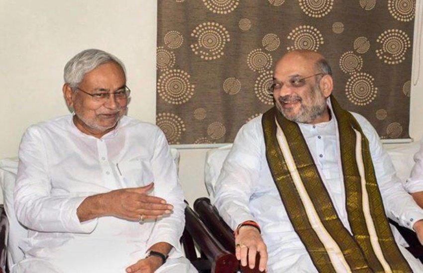 बिहार के मुख्यमंत्री नीतीश कुमार और बीजेपी अध्यक्ष अमित शाह (Photo source-PTI)