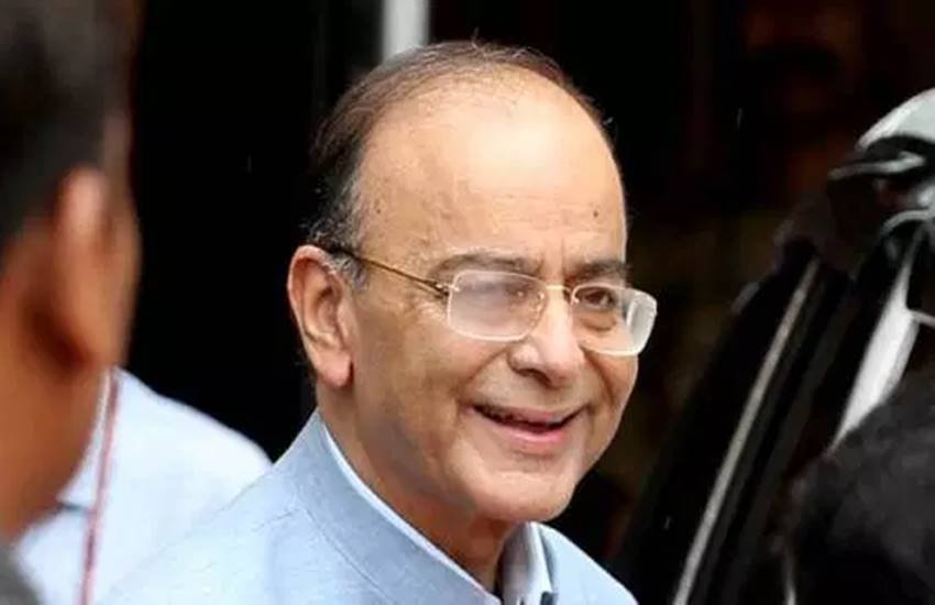 अगर श्री जेटली की यह बात सही मान ली जाए कि यूपीए के दस साल के कार्यकाल में कोई सुधार नहीं हुए, तो दुनिया के इतिहास में भारत एकमात्र ऐसा देश होगा जिसने बिना किसी सुधार के दो-अंक वाली वृद्धि दर हासिल कर ली