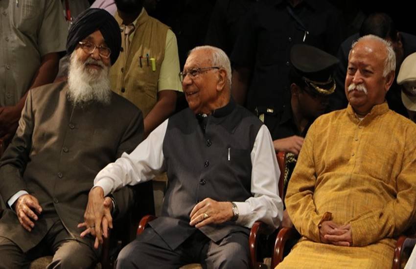 प्रकाश सिंह बादल और मोहन भागवत के साथ बलरामजी दास टंडन 