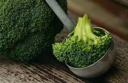 गोभी और ब्रोकली के सेवन से नहीं होता आंतों का कैंसर, जानें कैसे