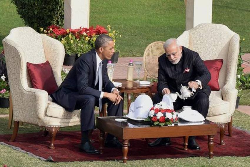 barack obama, International Left Handers Day, Lady Gaga, left handed, International Left Handers Day, International Left Handers Day 2018, Left Handers Day, Left Handers Day 2018, happy Left Handers Day, happy Left Handers Day 2018