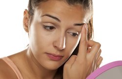 सही खान-पान से दूर किए जा सकते हैं डार्क सर्कल्स, जानें कैसे