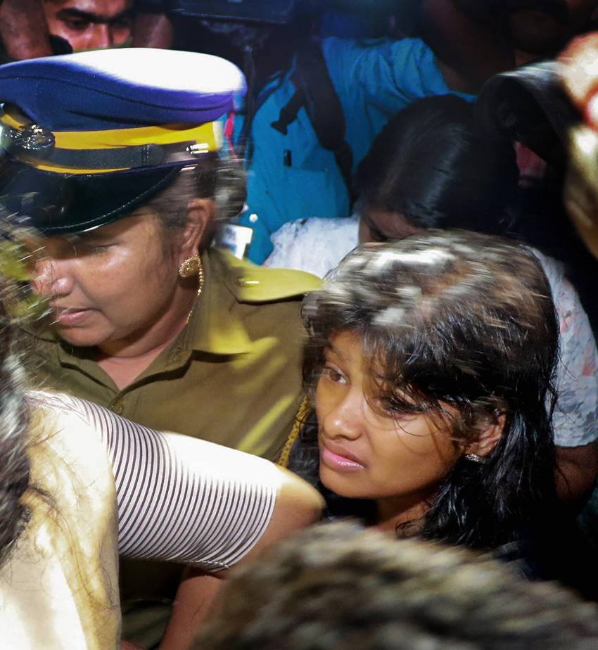 kerala fish selling story, kerala student selling fish, pinarayi vijiyan, kerala police, indian express, india news, latest news
