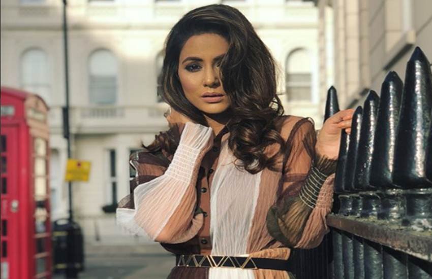 bhasoodi, bigg boss, ekta kapoor, hina khan, khankomolika, Krystle D Souza, Kasautii Zindagii Kay 2, Kasautii Zindagii Kay , Komolika Role, hina khan troll