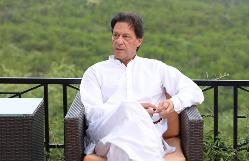 पाकिस्तान के प्रधानमंत्री इमराम खान की फाइल फोटो। (Image Source: Facebook/@ImranKhanOfficial)