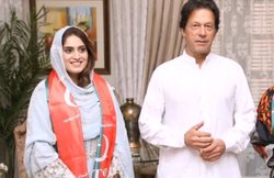 पाकिस्तान: पीएम बनने से पहले इमरान खान की सौतेली बेटी पीटीआई में शामिल