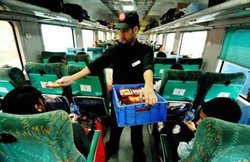 IRCTC: खाने का बिल न मिले तो पैसा भी न चुकाएं, जानें रेलवे का नया नियम
