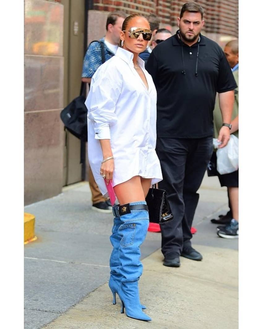 Jennifer Lopez, Pants, denim boot, Lamp shade, Wardrobe Malfunction, Versace, Versace Boots, twitter Troll, JLo, jennifer Lopez Trolled, Internet, Social Media, Boots, Thigh high boots, over the knee boots