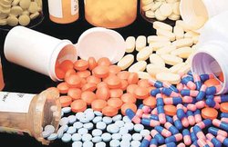 बची हुई या बेकार दवाओं को सही तरीके से नहीं निपटाया तो बना सकती हैं बीमार