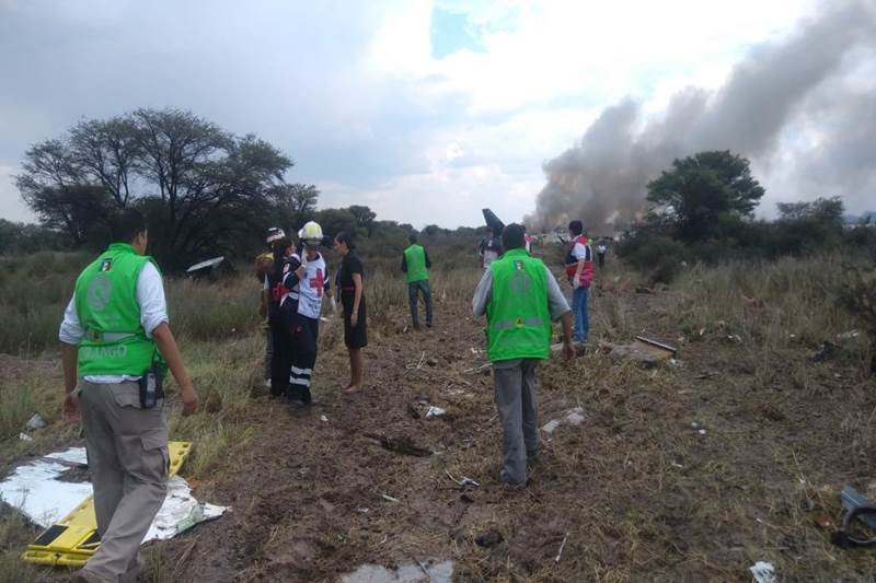 mexico crash, mexico air crash, mexico plane crash, mexico aircraft crash, aeromexico crash photos, mexico plane crash 2018, aeromexico crash, mexico flight crash, aeromexico airlines, aeromexico plane crash, aeromexico airplane crash, aeromexico crash cerritos, aeromexico plane accident