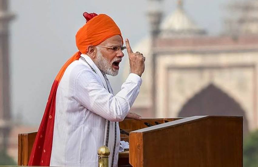  मोदी ने 82 मिनट के अपने भाषण में संप्रग के मुकाबले अपने सरकार के कामकाज की गति की तुलना की। (Photo-pTI)