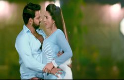 VIDEO: पवन सिंह और अक्षरा का ‘हमहूं जवान बानी’ गाना हुआ वायरल, यूट्यूब पर मचा रहा धूम