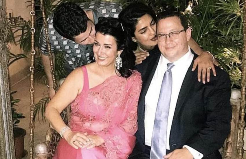priyanka chopra nick jonas, priyanka chopra nick jonas engagement, priyanka chopra nick jonas ring, priyanka chopra nick jonas roka, priyanka chopra nick jonas engagement ring, priyanka chopra nick jonas engagement video, priyanka chopra nick jonas engagement photos, priyanka chopra nick jonas engagement images, priyanka chopra nick jonas engagement pics