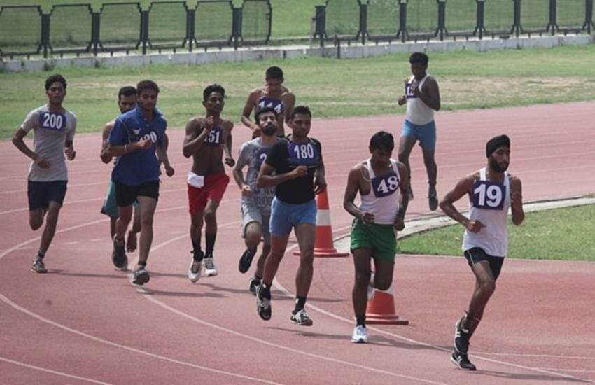 Rajasthan Police Constable PST/PET Admit Card 2018 Released: लिखित परीक्षा क्वॉलिफाई कर चुके उम्मीदवारों को अब शारीरिक दक्षता परीक्षा यानी PST/PET क्वॉलिफाई करना होगा। Rajasthan Police Constable PST/PET Admit Card 2018 Released: लिखित परीक्षा क्वॉलिफाई कर चुके उम्मीदवारों को अब शारीरिक दक्षता परीक्षा यानी PST/PET क्वॉलिफाई करना होगा।