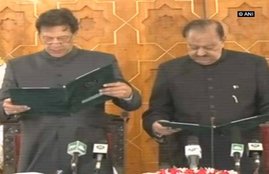 imran khan, pakistan pm Imran khan, imran khan oath taking ceremony, imran khan swearing in ceremony, pti, pti chief, pti chairman, navjot singh sidhu, Pakistan, Islamabad, Hindi news, News in Hindi, Jansatta