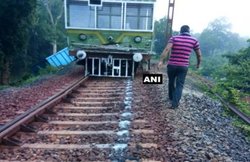यूपी: रेलवे ट्रैक पर काम कर रहे चार गैंगमैन की ट्रेन से कटकर मौत