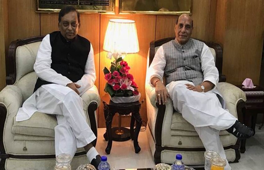 भारत के गृहमंत्री राजनाथ सिंह ने बांग्लादेश के गृहमंत्री असाजुद्दीन खान को एनआरसी के बारे में जानकारी दी थी। (एक्सप्रेस फाइल फोटो)