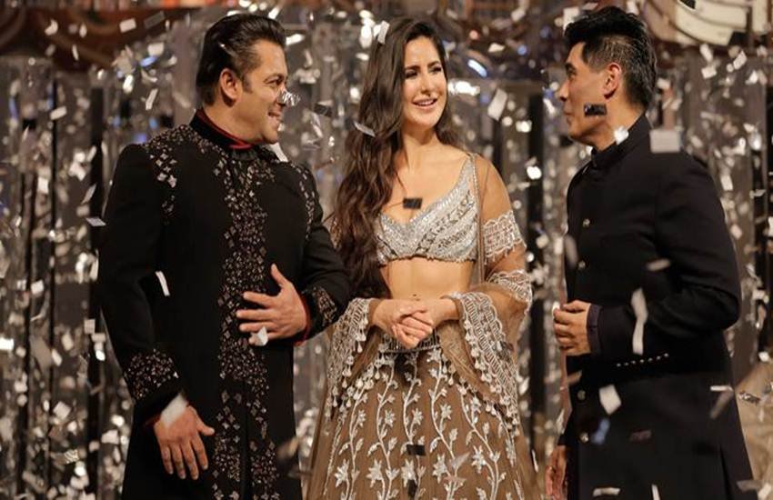 salman khan, katrina kaif, salman katrina, katrina salman, salman, katrina, salman katrina manish malhotra, katrina salman manish malhotra, manish malhotra fashion show, salman katrina photos, katrina salman images, salman katrina bharat, salman khan photos, katrina kaif photos, salman katrina showstopper