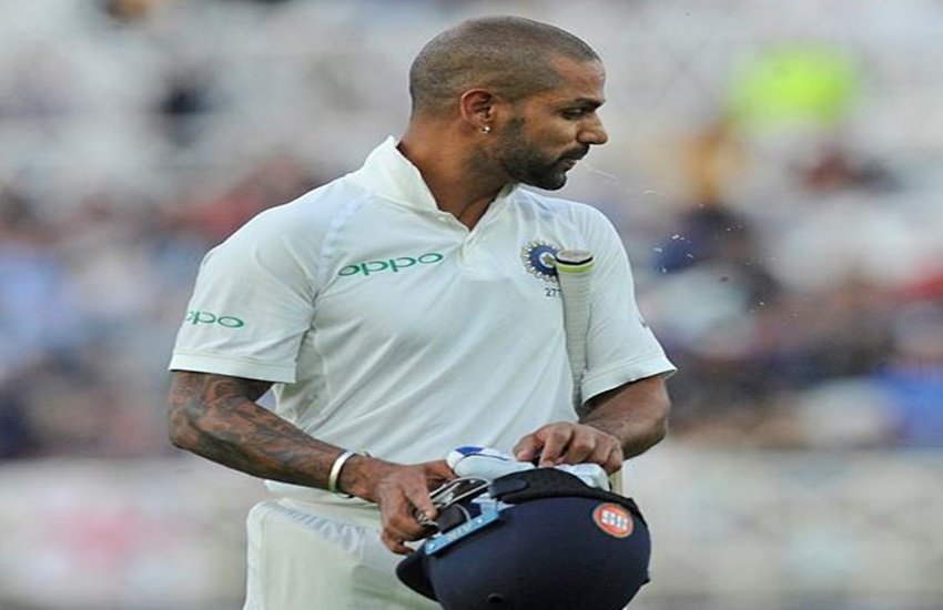 नाॅर्टिंघम में भारत और इंग्लैंड के बीच खेले जा रहे तीसरे टेस्ट मैच में शिखर धवन ने शर्मनाक रिकार्ड बनया (Photo: AP)