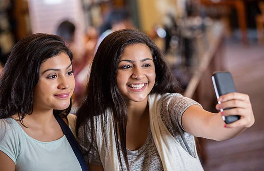 vodafone, vodafone 209 recharge, vodafone 479 recharge, vodafone 529 recharge, vodafone offers, vodafone deals, vodafone prepaid plans, vodafone prepaid offers, vodafone internet plans, vodafone internet deals, vodafone discounts, vodafone news