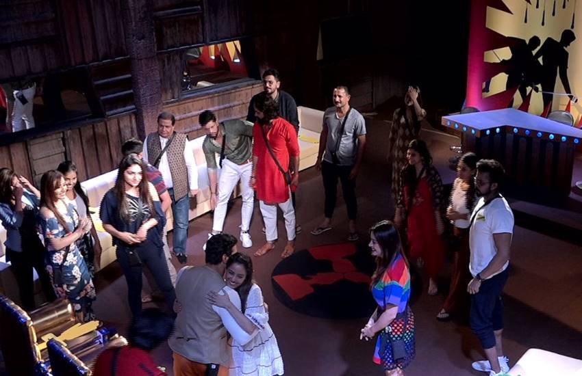 Bigg Boss 12, 1st November Episode LIVE Updates: Bigg Boss 12, 1st November Episode LIVE Updates: